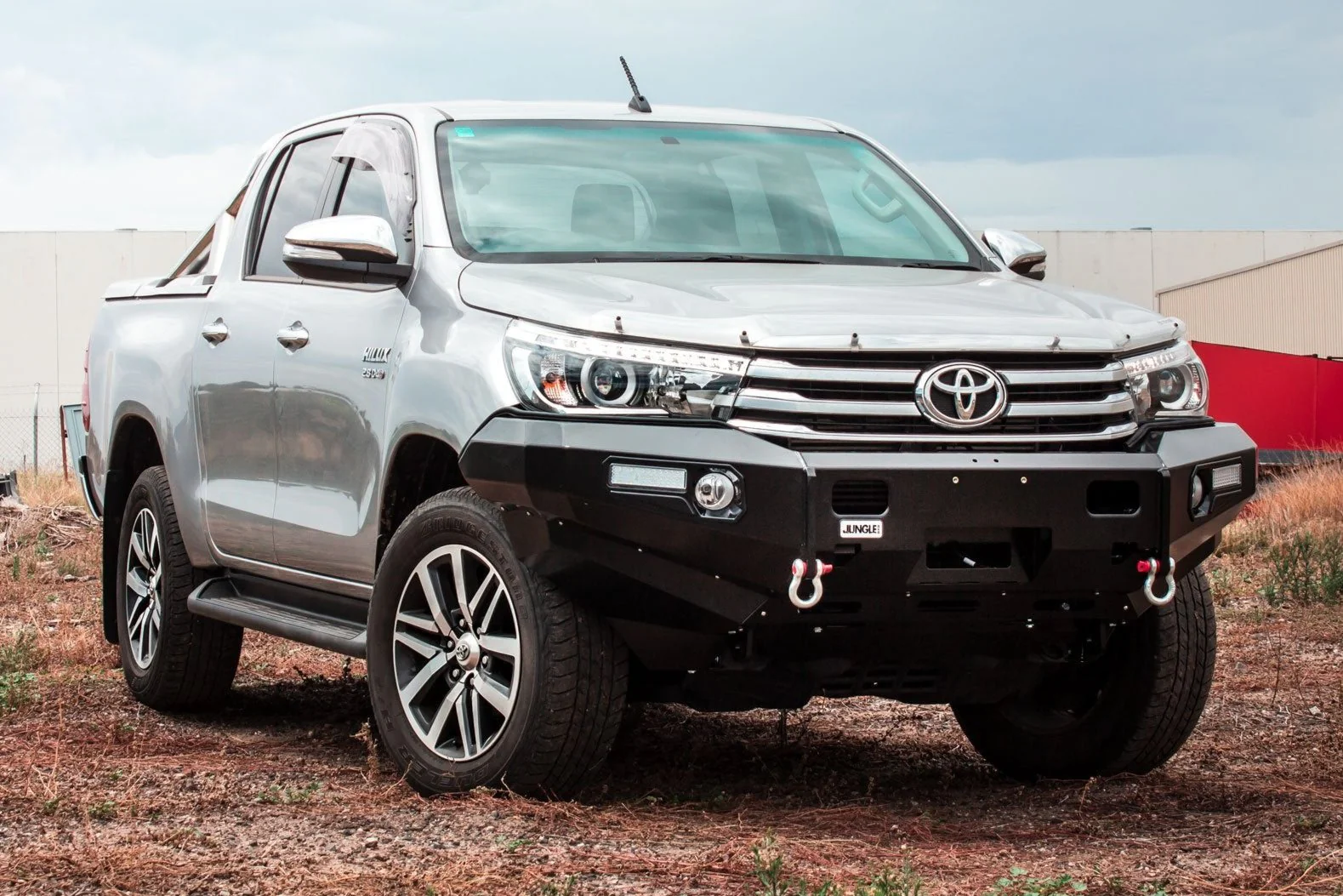 Toyota Hilux (2015-2020) N80 Revo Jungle 4x4 Commercial Bull Bar - Image 6