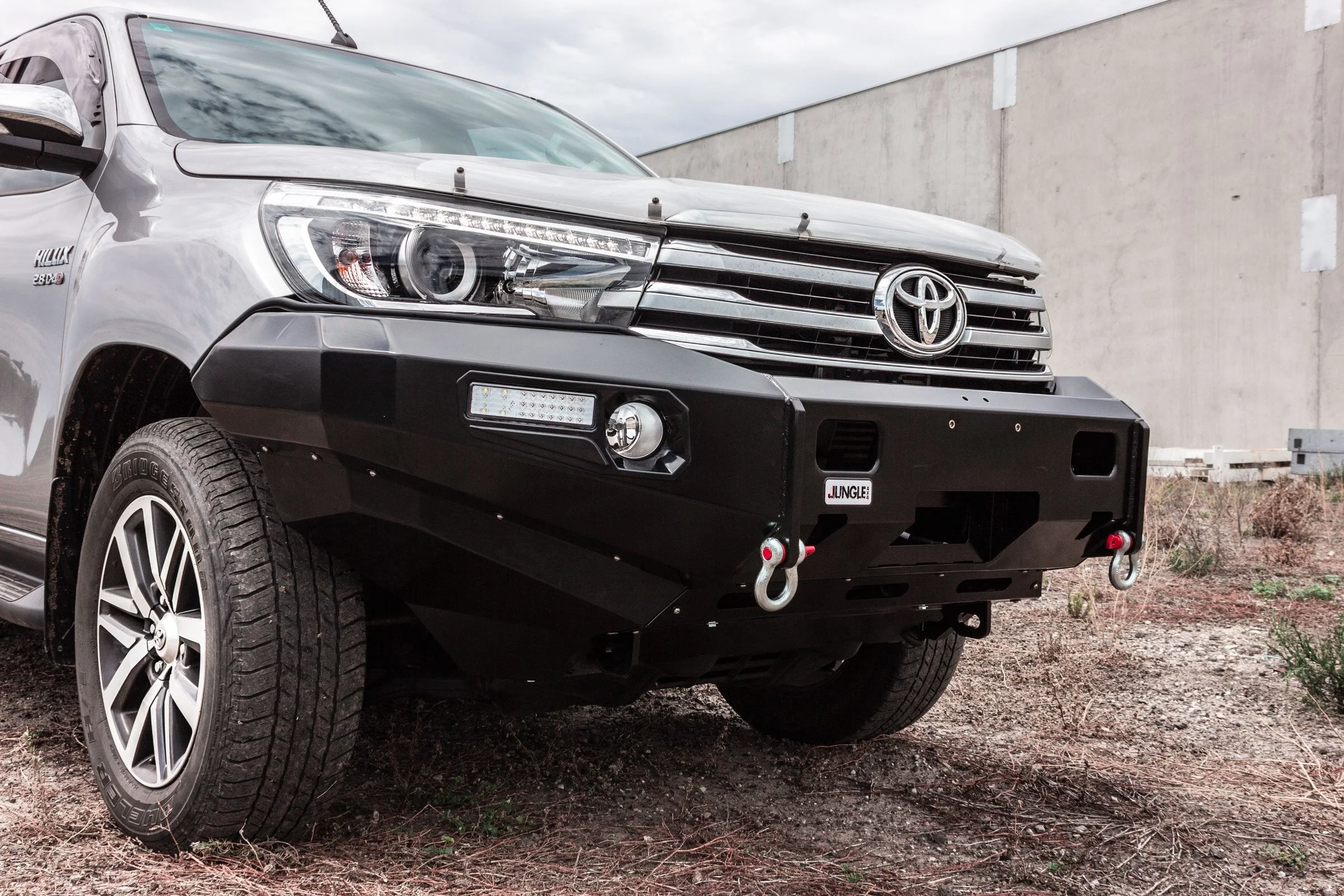 Toyota Hilux (2015-2020) N80 Revo Jungle 4x4 Commercial Bull Bar - Image 8