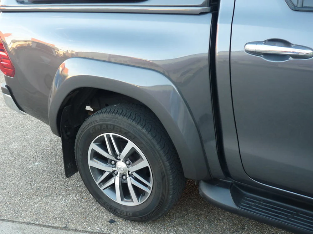 Toyota Hilux (2015-2023) EGR AUTO EGR Fender Flares - Toyota Hilux 2015-2018 - Image 3