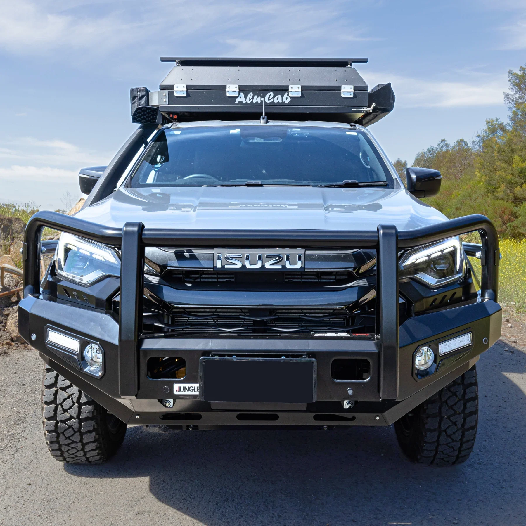 Isuzu D-MAX (2024-2026) Jungle 4x4 Commercial Bull Bar - Image 5