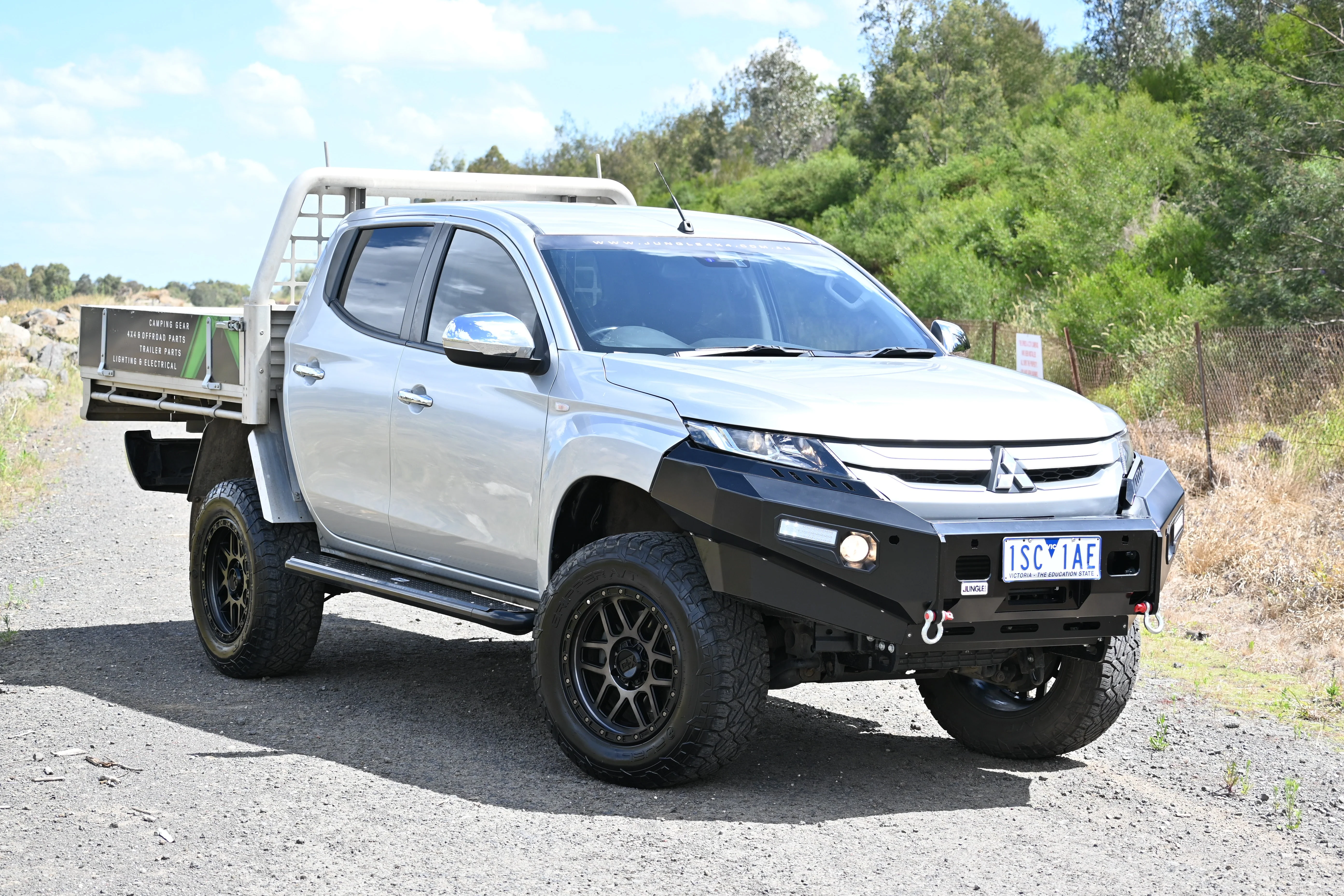 Mitsubishi Triton (2018-2023) MR Jungle 4x4 Commercial  Bull Bar - Image 4