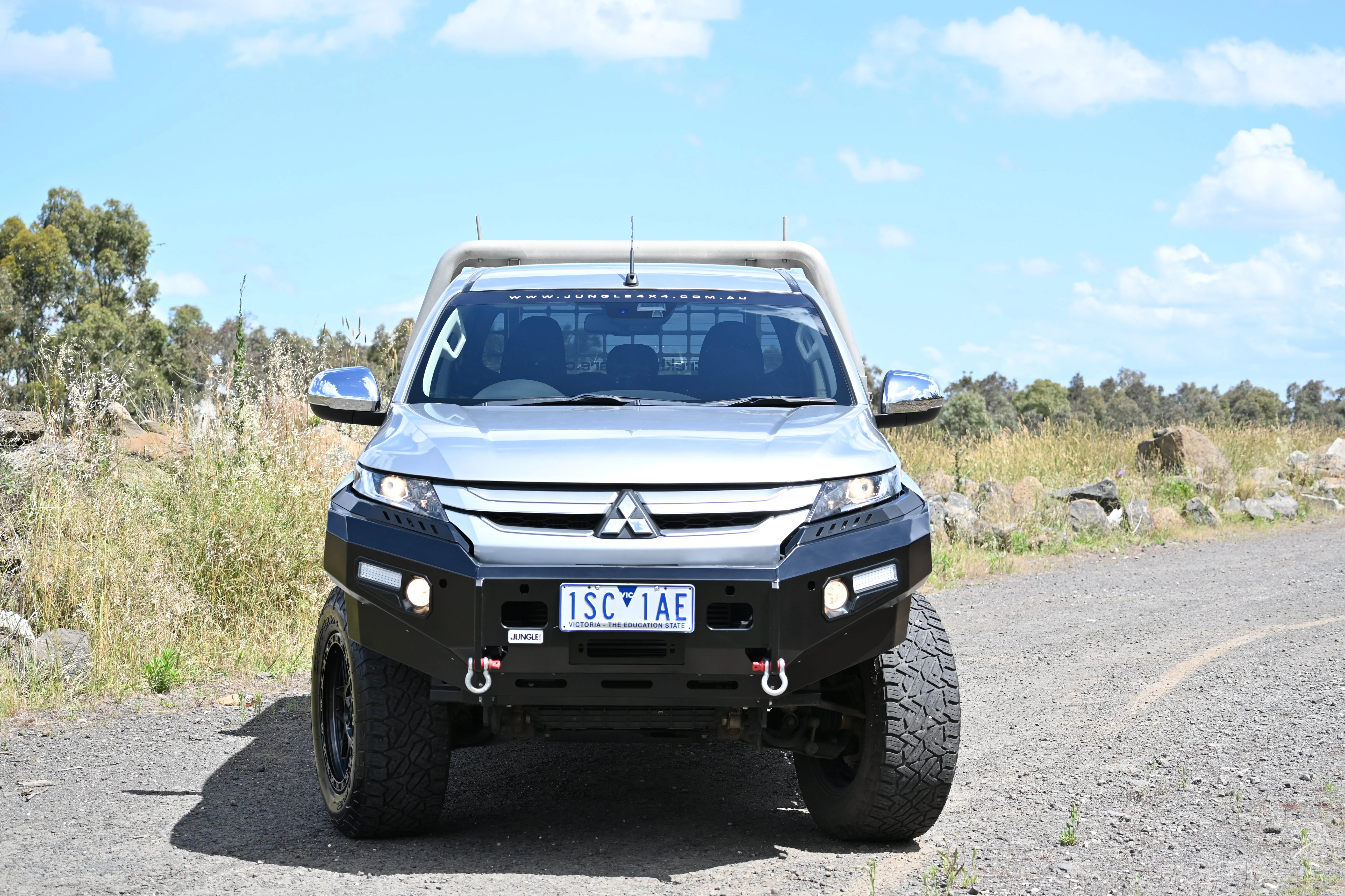 Mitsubishi Triton (2018-2023) MR Jungle 4x4 Commercial  Bull Bar - Image 6