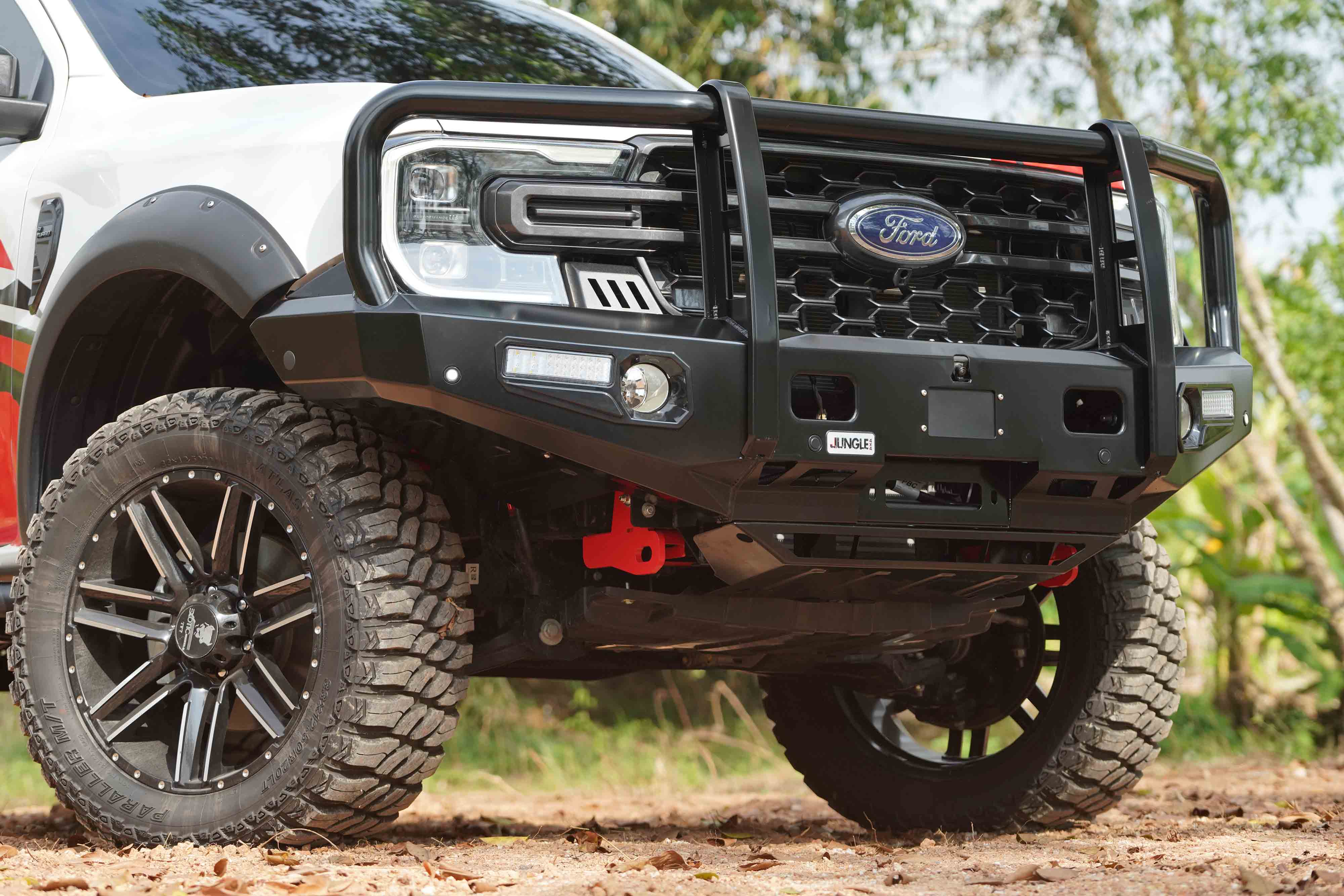 Ford Ranger (2022-2025) Next Gen Jungle 4x4 Commercial Bull Bar - Image 6
