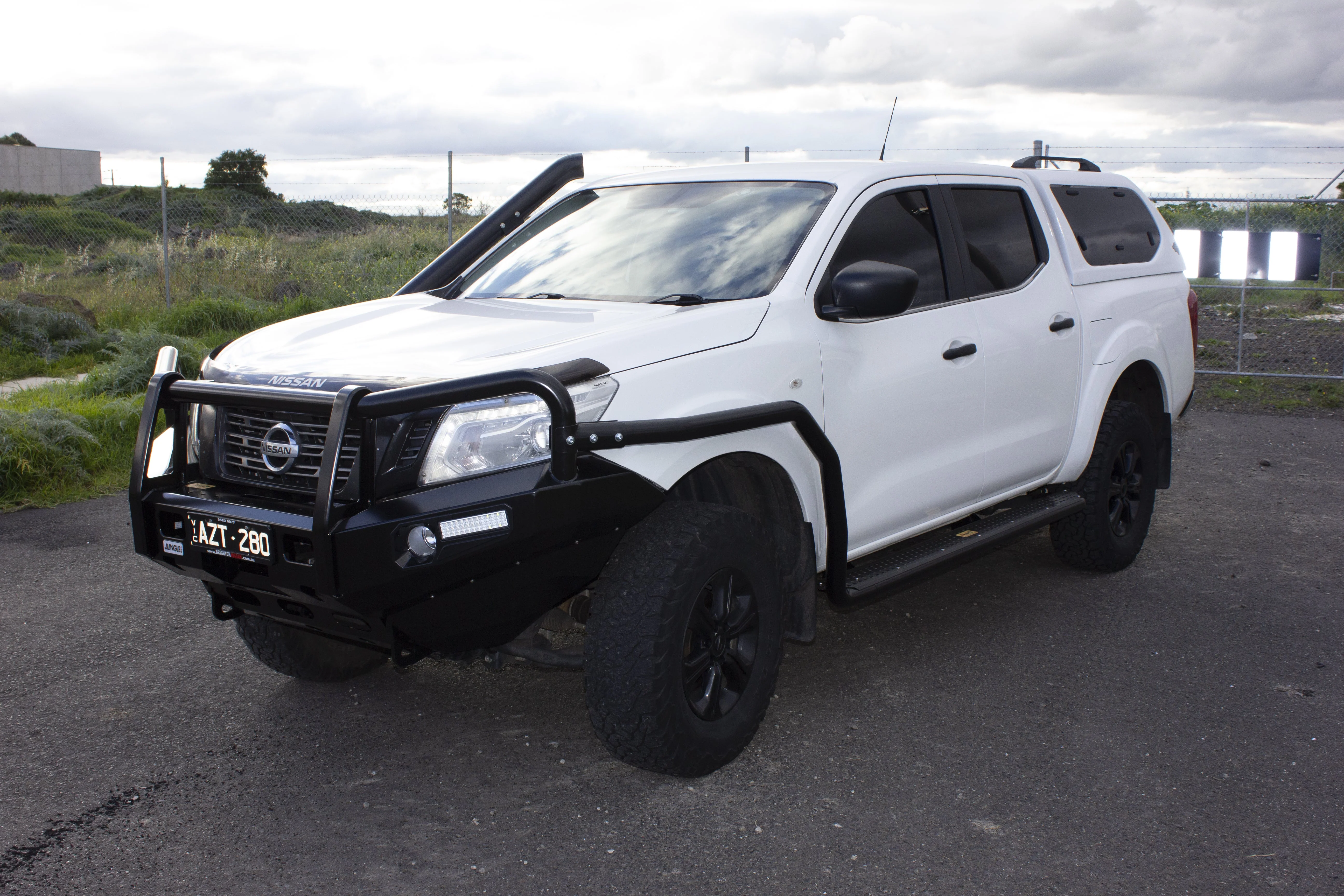 Nissan Navara (2015-2025) Jungle 4x4 Commercial NP300 Side Rails - Image 3