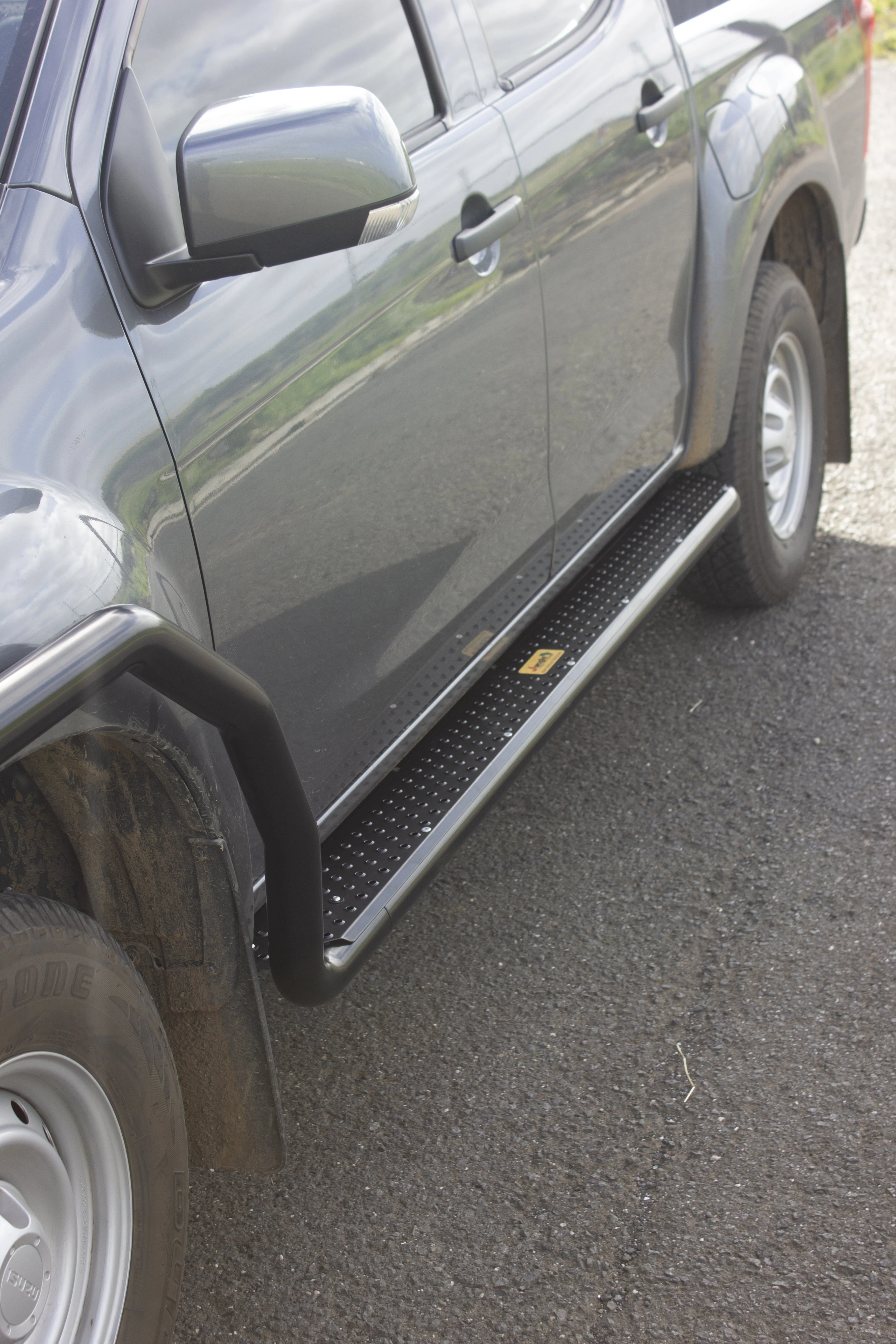 Isuzu D-MAX (2016-2019) Jungle 4x4 Side Steps