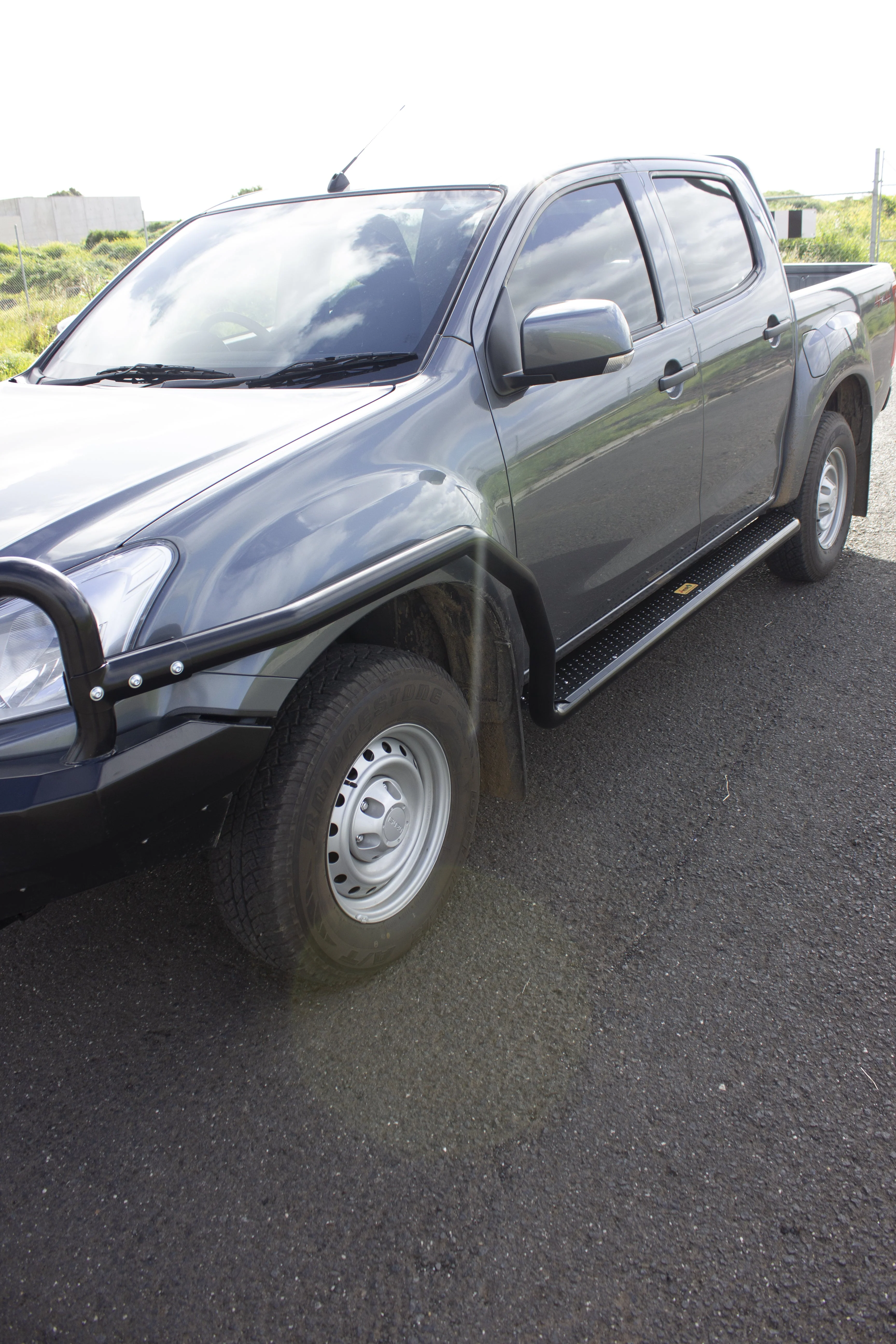 Isuzu D-MAX (2016-2019) Jungle 4x4 Side Steps - Image 4