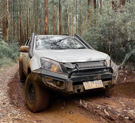 Isuzu D-Max (2012-2020) TWIN D-MAX  4" Stainless Steel Snorkel Kit - Meredith Metalworks